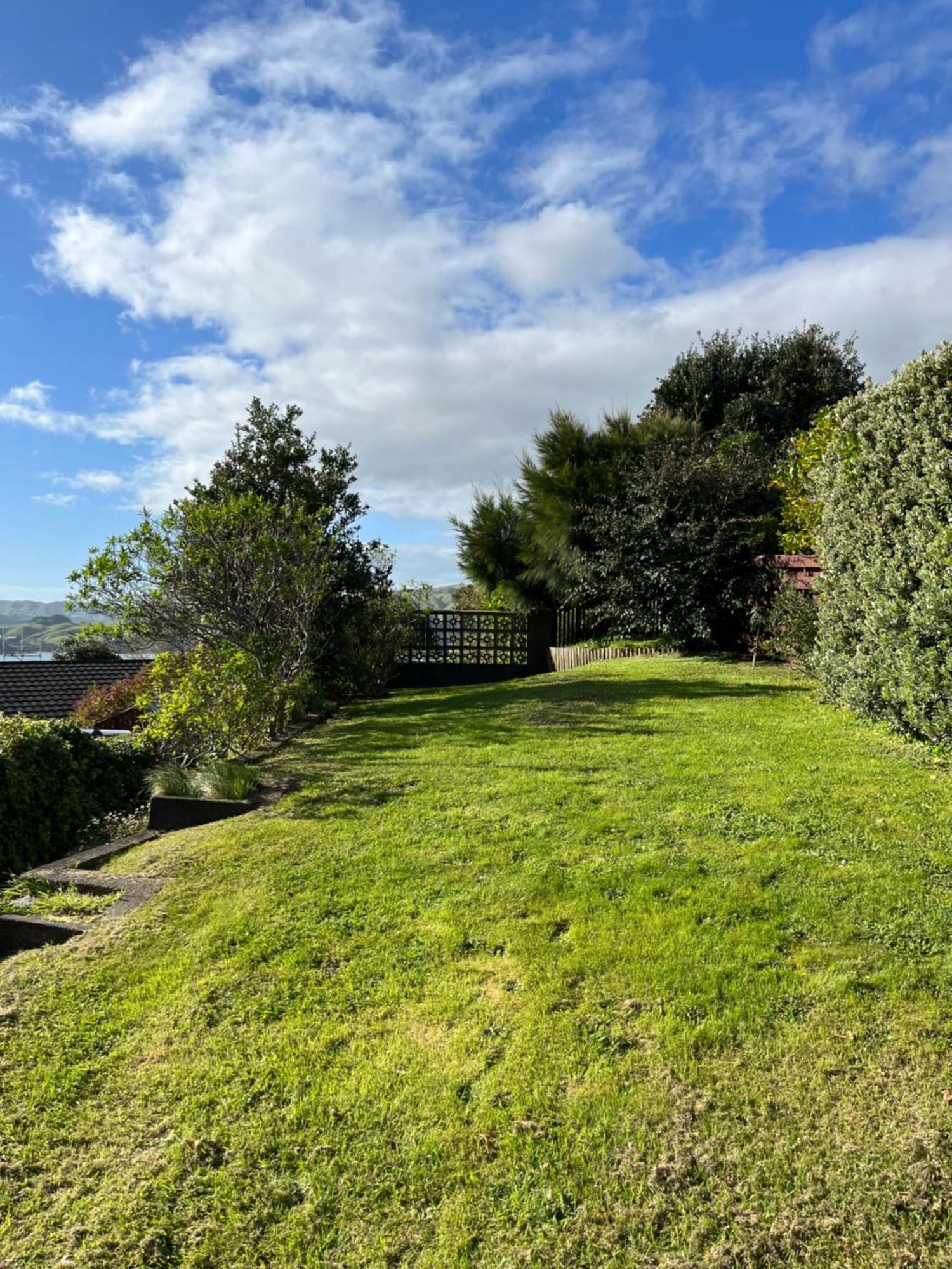 Retro 4 Bedroom Home, Warm And Welcoming, Quiet Location Porirua Buitenkant foto